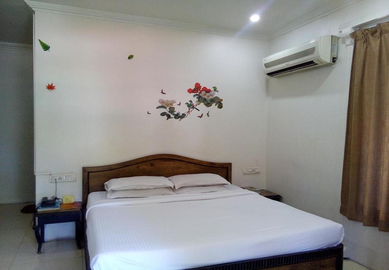 Hotel Ritz Πούνε Εξωτερικό φωτογραφία