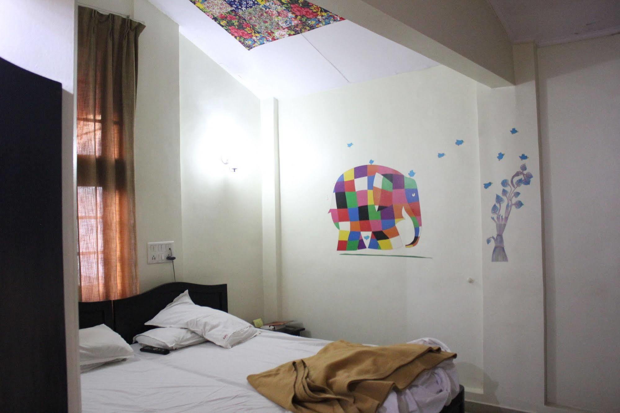 Hotel Ritz Πούνε Εξωτερικό φωτογραφία